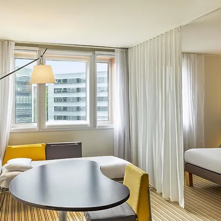 Novotel Suites Lille Europe-2